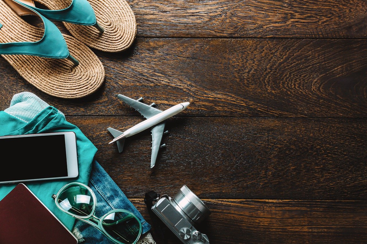 10 Must-Have Items for Every Traveler